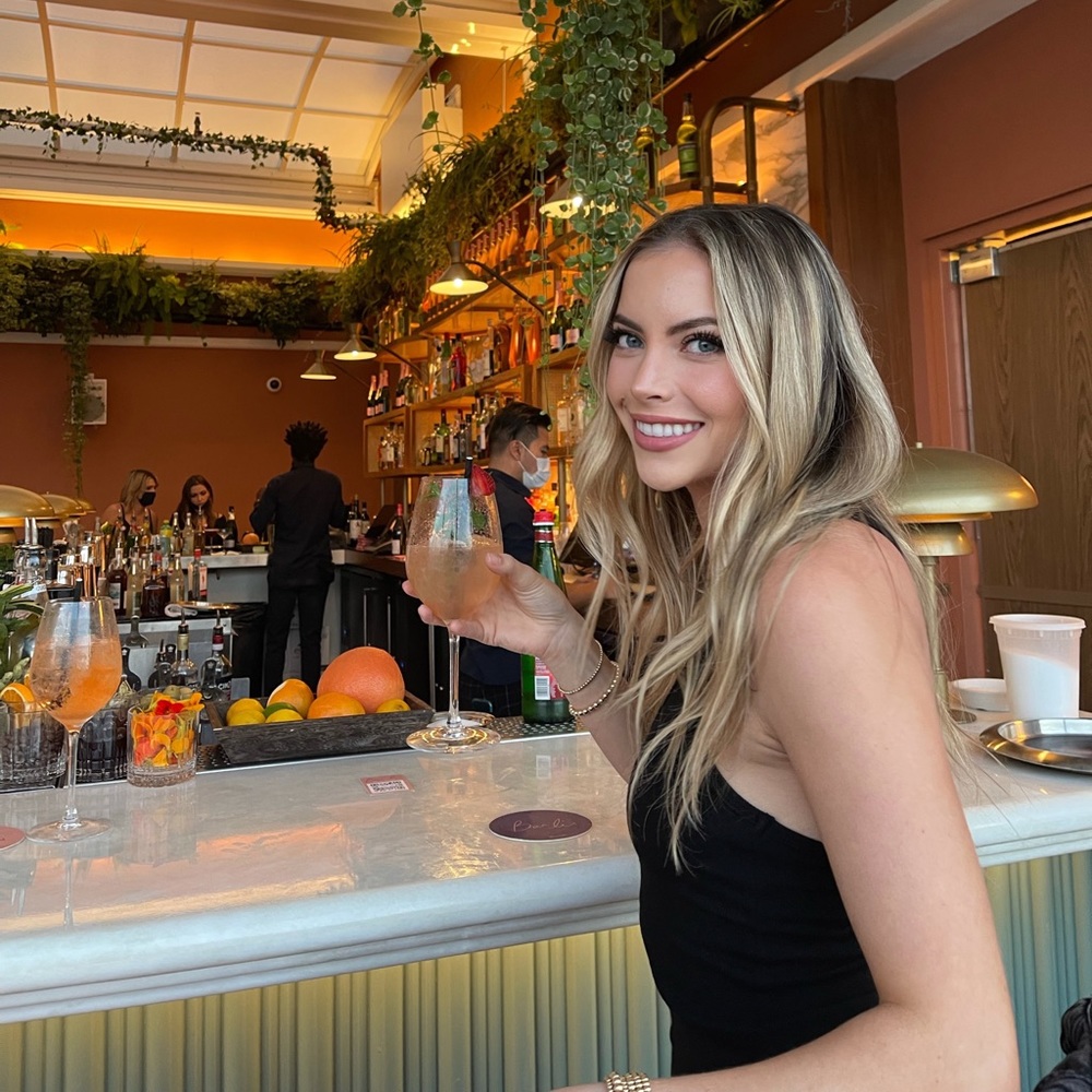 Meet your Posher, Nina